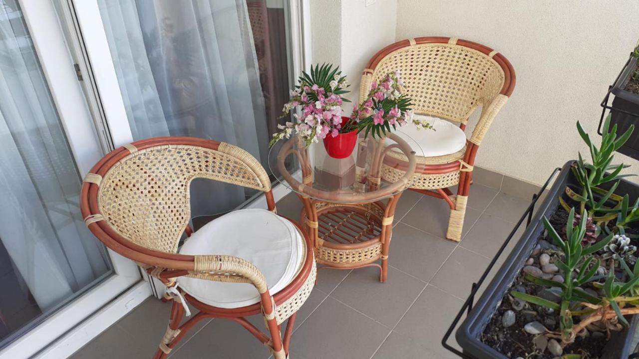Mariposa, Apartment With Balcony, Private Parking In The Garage, Near The Biggest Shopping Center Mall Of スプリト エクステリア 写真